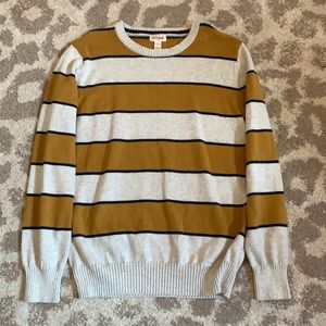 Cat and Jack boys crew neck sweater. Great condition! No picks or stains.